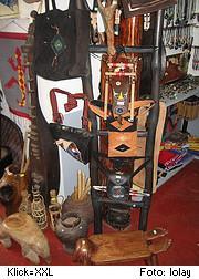 Kunsthandwerk, Holzschnitzerei und Schmuck der Bergbewohner in Baguio Laden mit Handarbeiten und Kunsthandwerk der Bergbewohner in Baguio