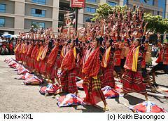 Tanzgruppe Tampakan National High School Mindanao